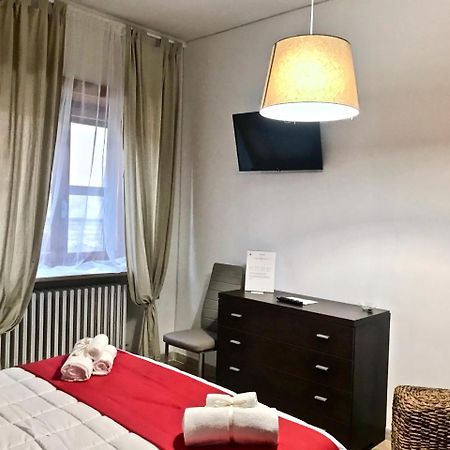 B&B Mo•Si Massa d'Albe Luaran gambar